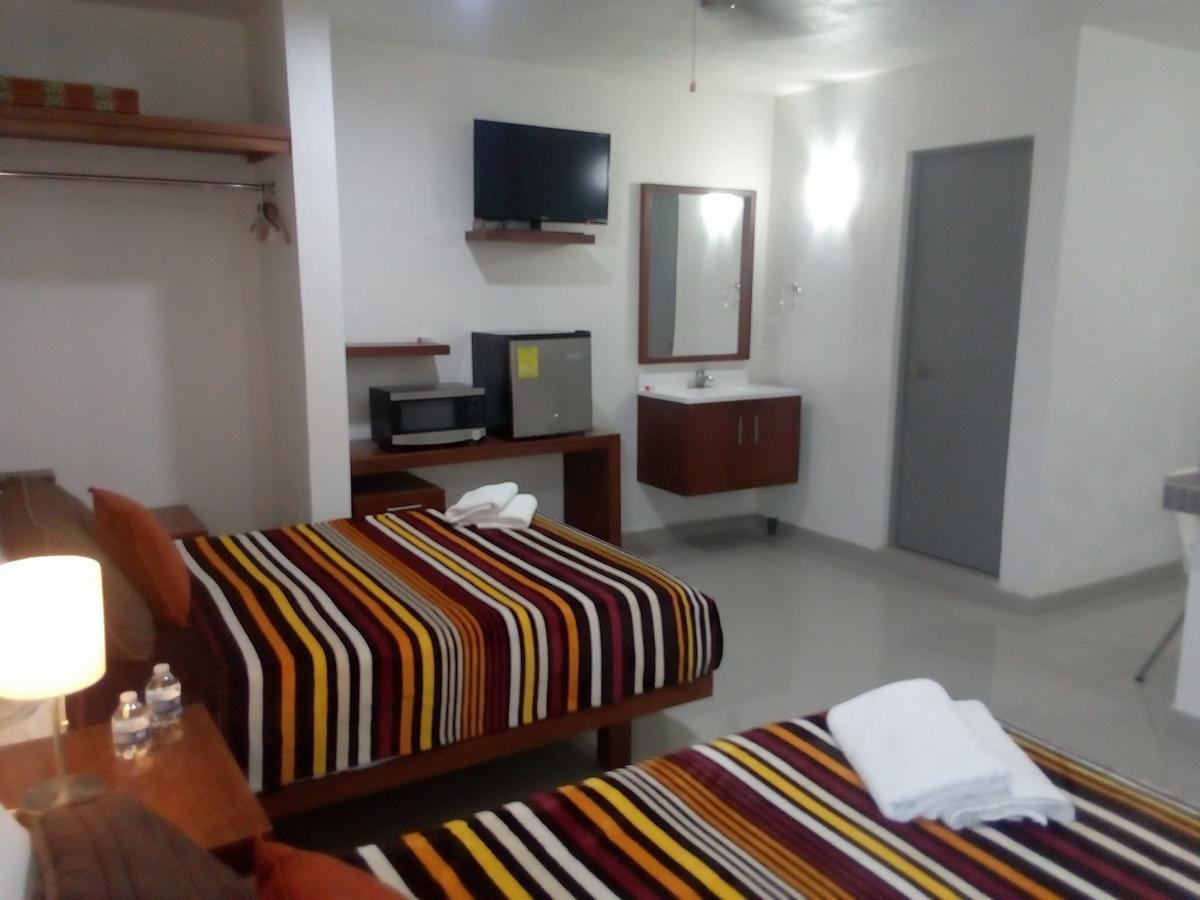 Suites Del Mar Ciudad del Carmen Exterior photo