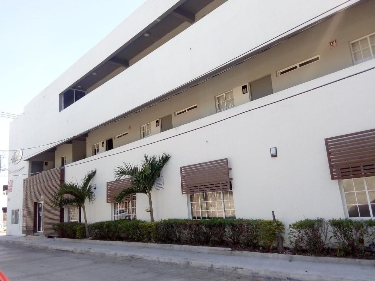 Suites Del Mar Ciudad del Carmen Exterior photo